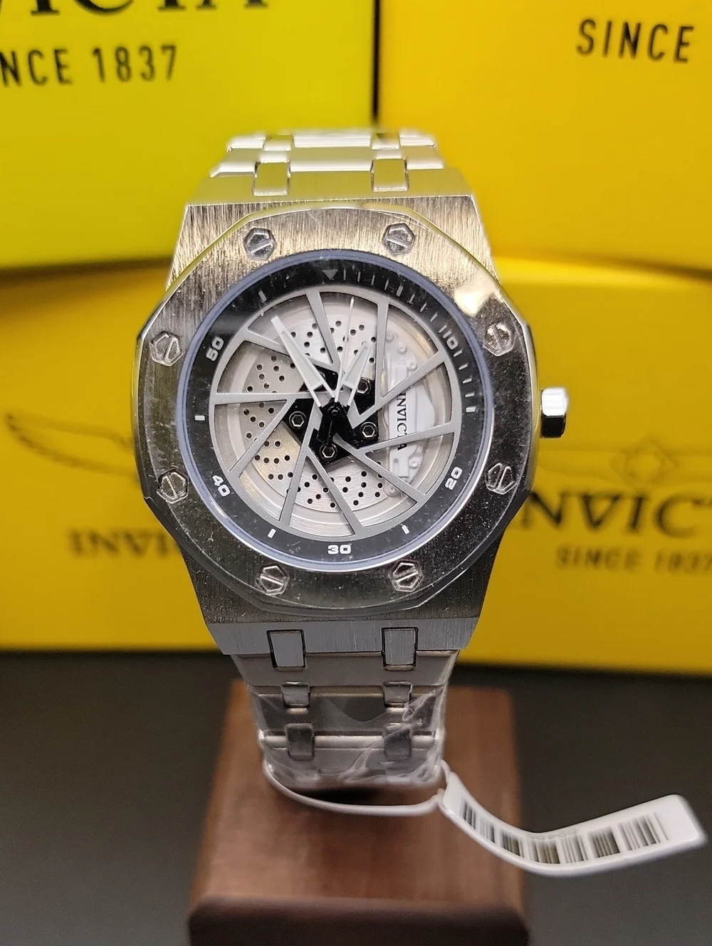 🏁 NEW Invicta Speedway Rim White Brake Caliper Men's Watch - 42mm Steel 69486